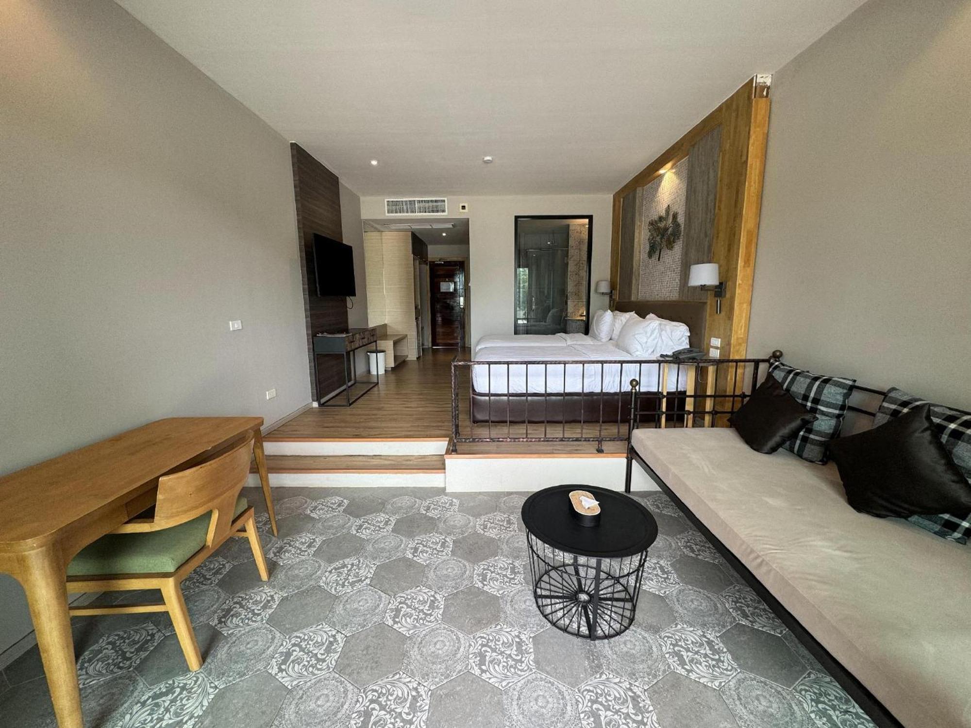 La Isla Pranburi Beach Resort Sam Roi Yot Ngoại thất bức ảnh